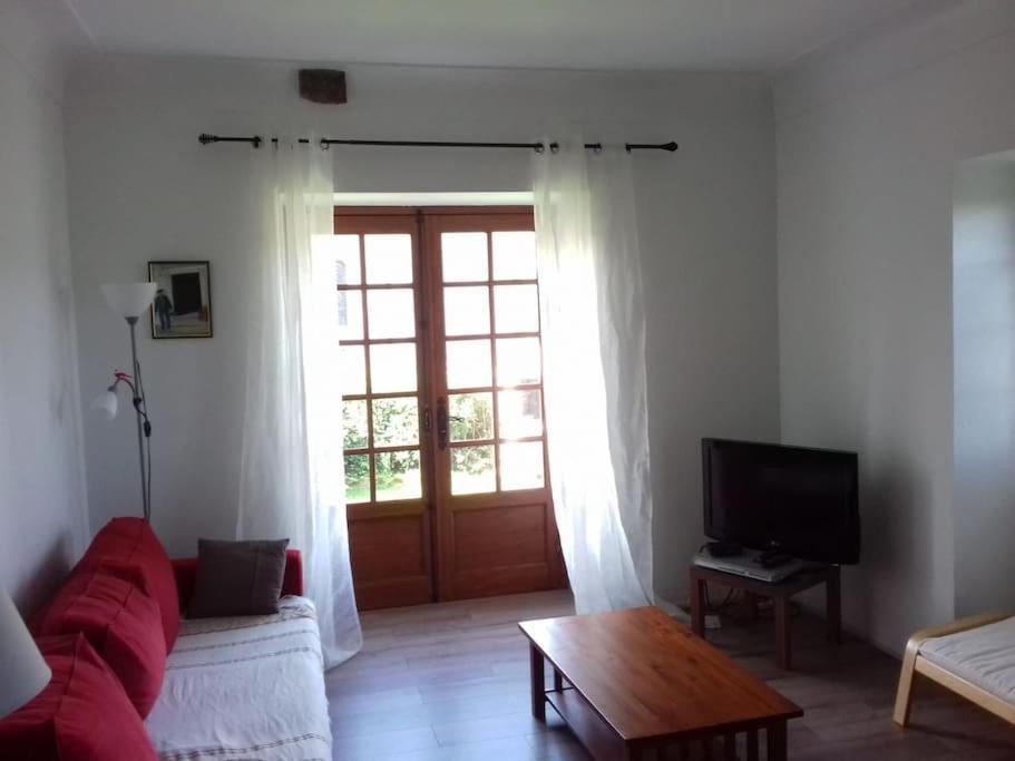 Logement Calme Et Authentique A إيسبيليت المظهر الخارجي الصورة