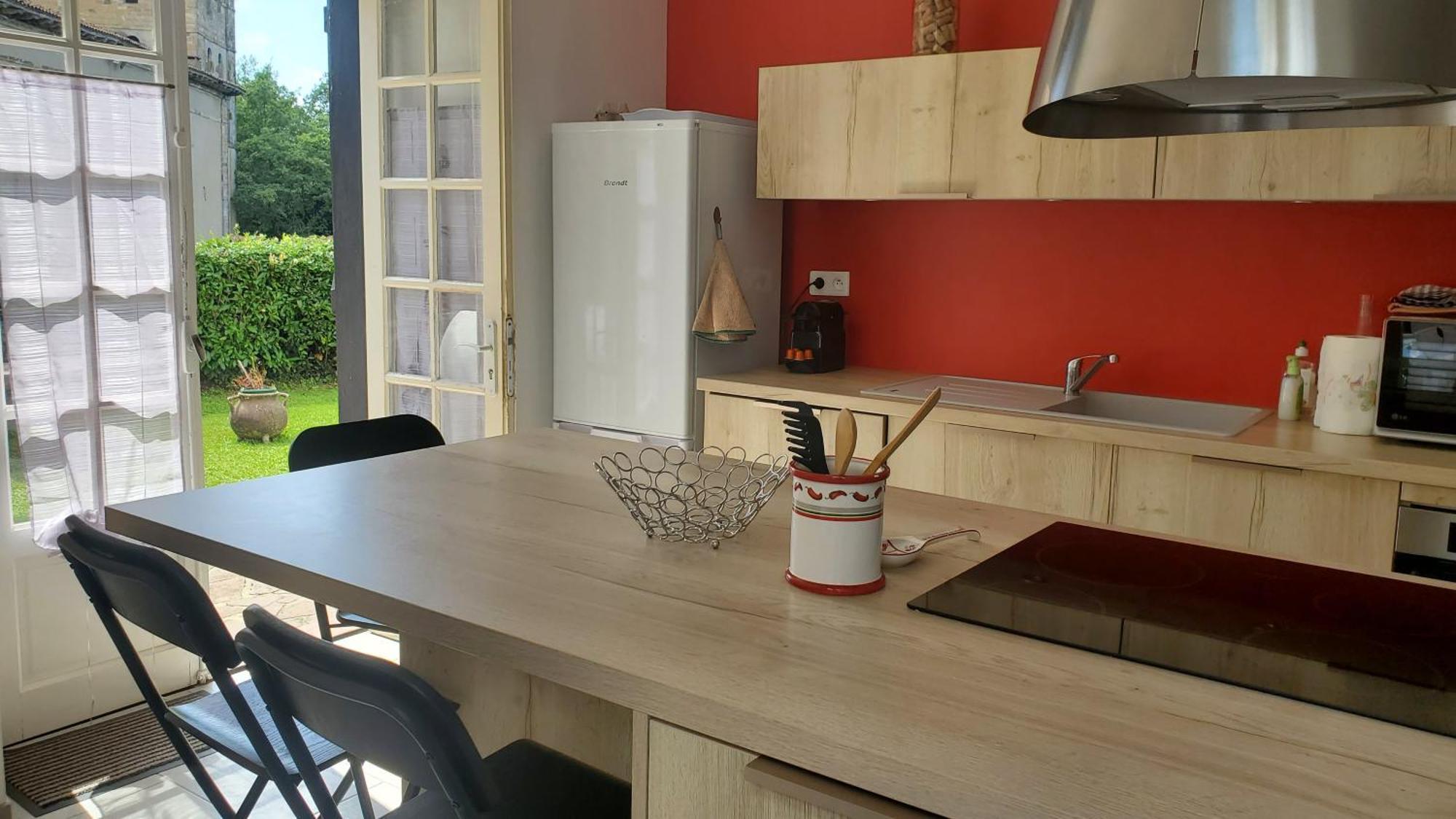 Logement Calme Et Authentique A إيسبيليت المظهر الخارجي الصورة